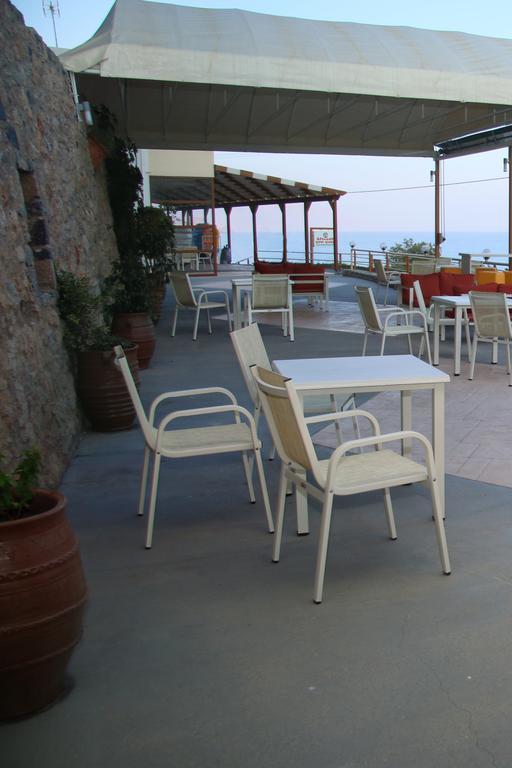 Santa Marina Apartments Rodakino Extérieur photo