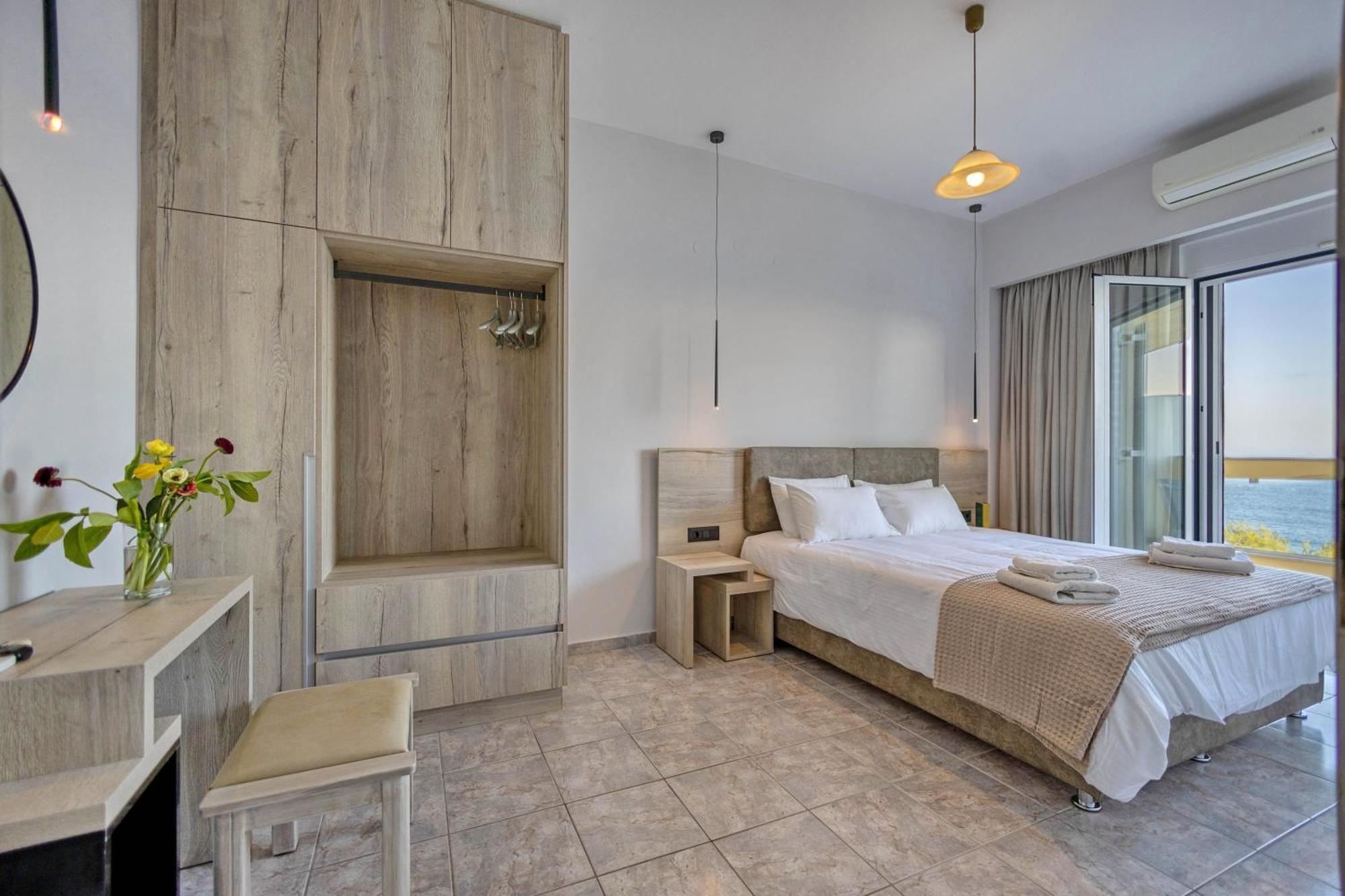 Santa Marina Apartments Rodakino Extérieur photo